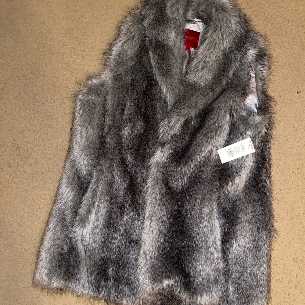 Jlo fur vest